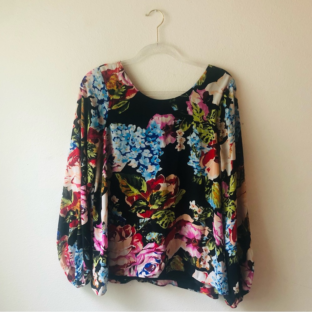 Show Me Your Mumu Long Sleeve Floral Scoop Back Top Size Large